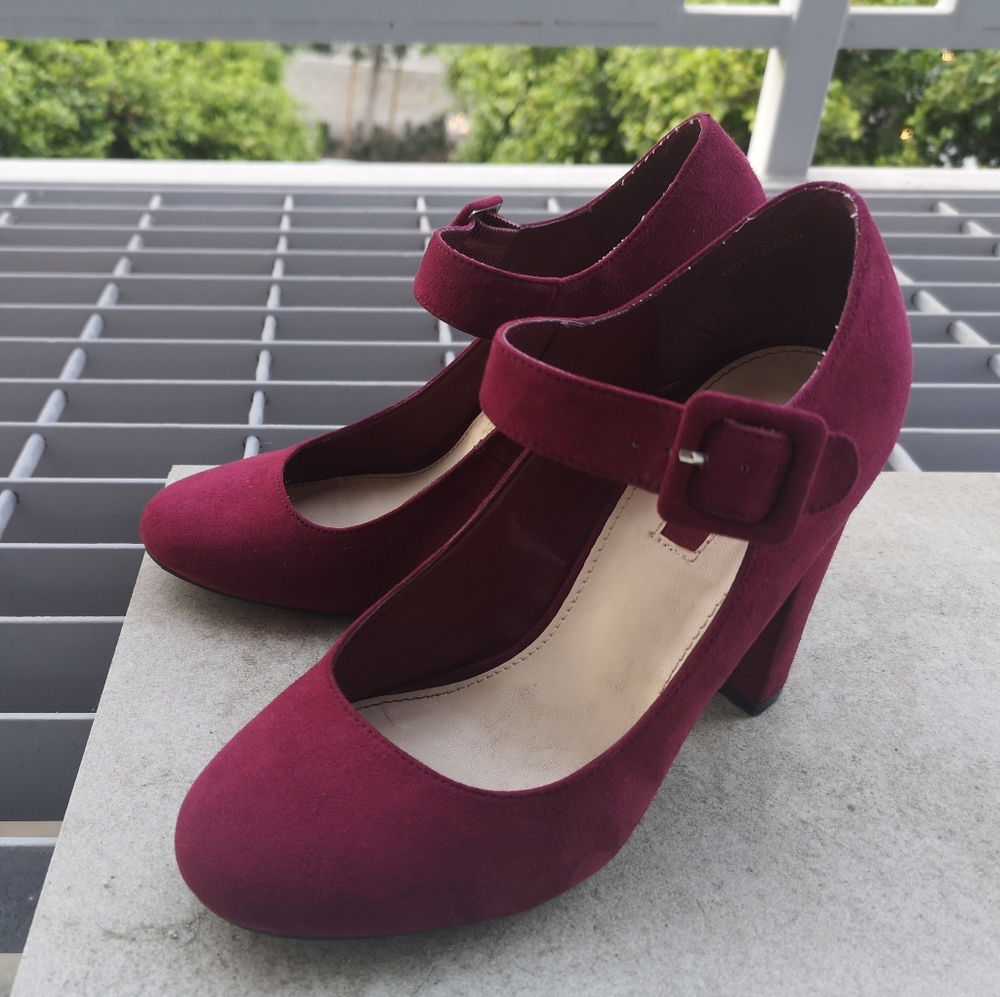 🌟 ❤️BOGO Buckled Mary Jane Heels